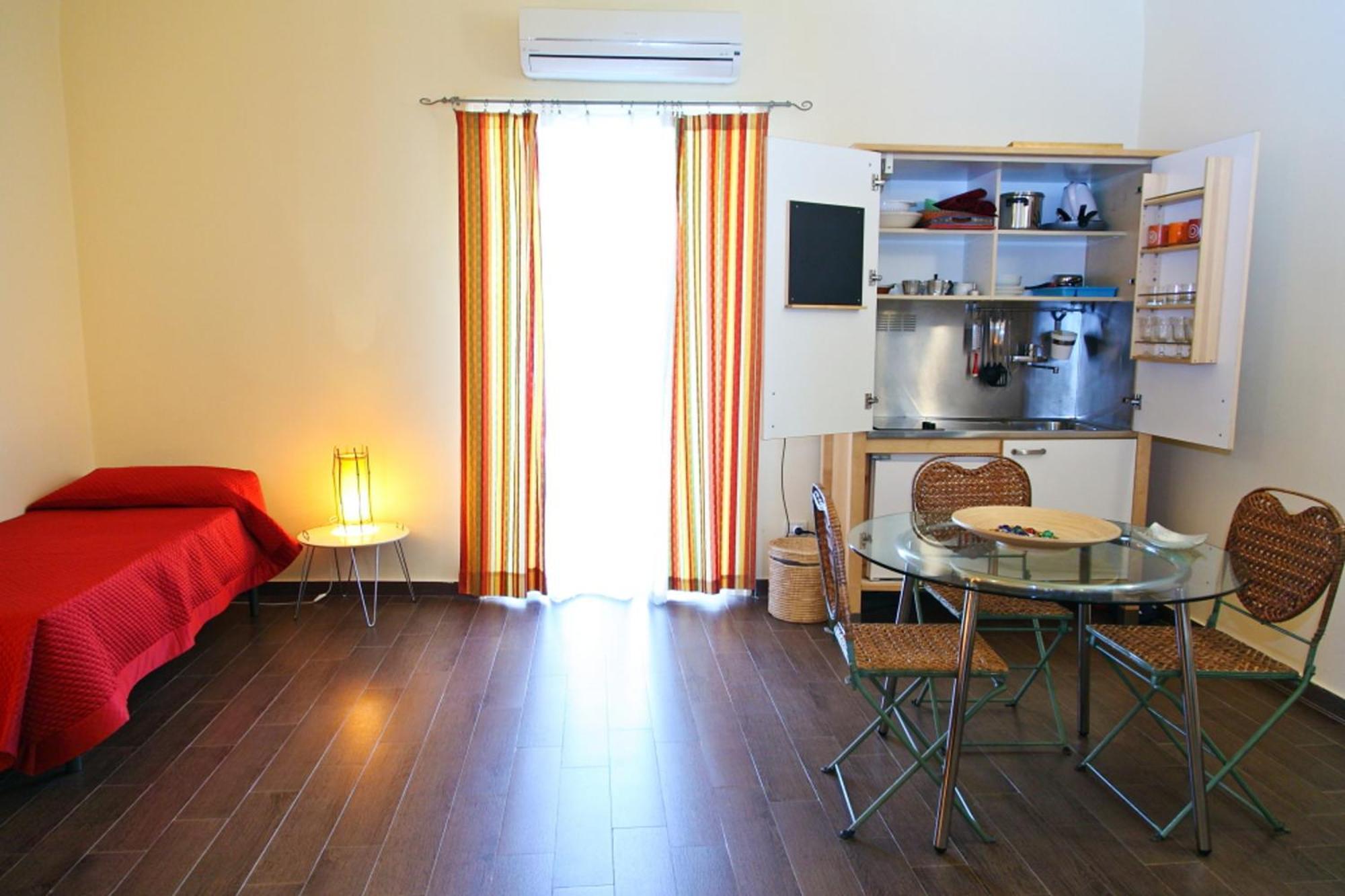 Porto Salvo Apartments - By Vacation Service Cefalu Room photo